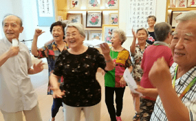 交朋结友